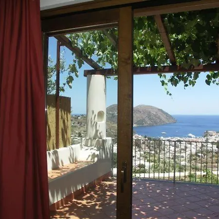 Villa Hermes Case Vacanza Lipari  Room photo