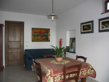 Hermes Apartment